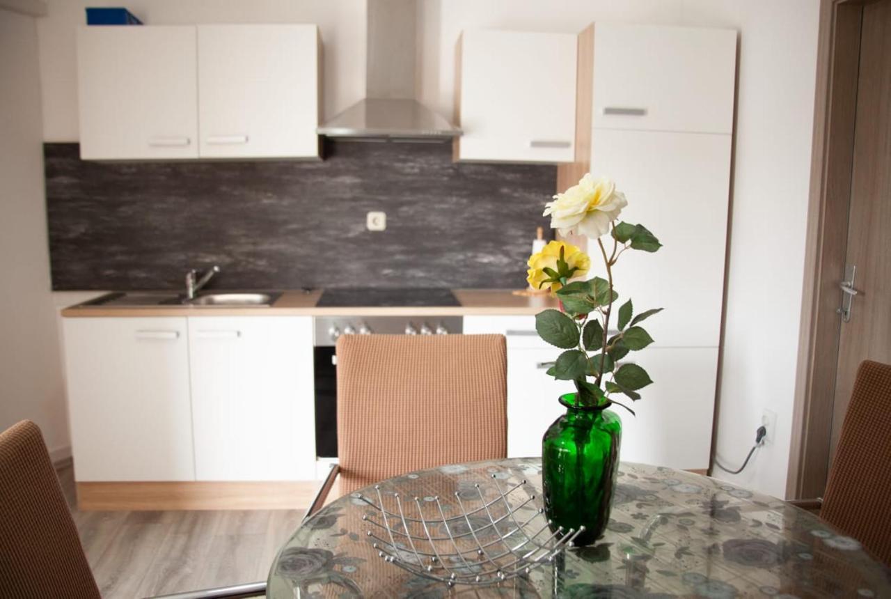 Appartement Amber In The Centar à Kaštela Extérieur photo
