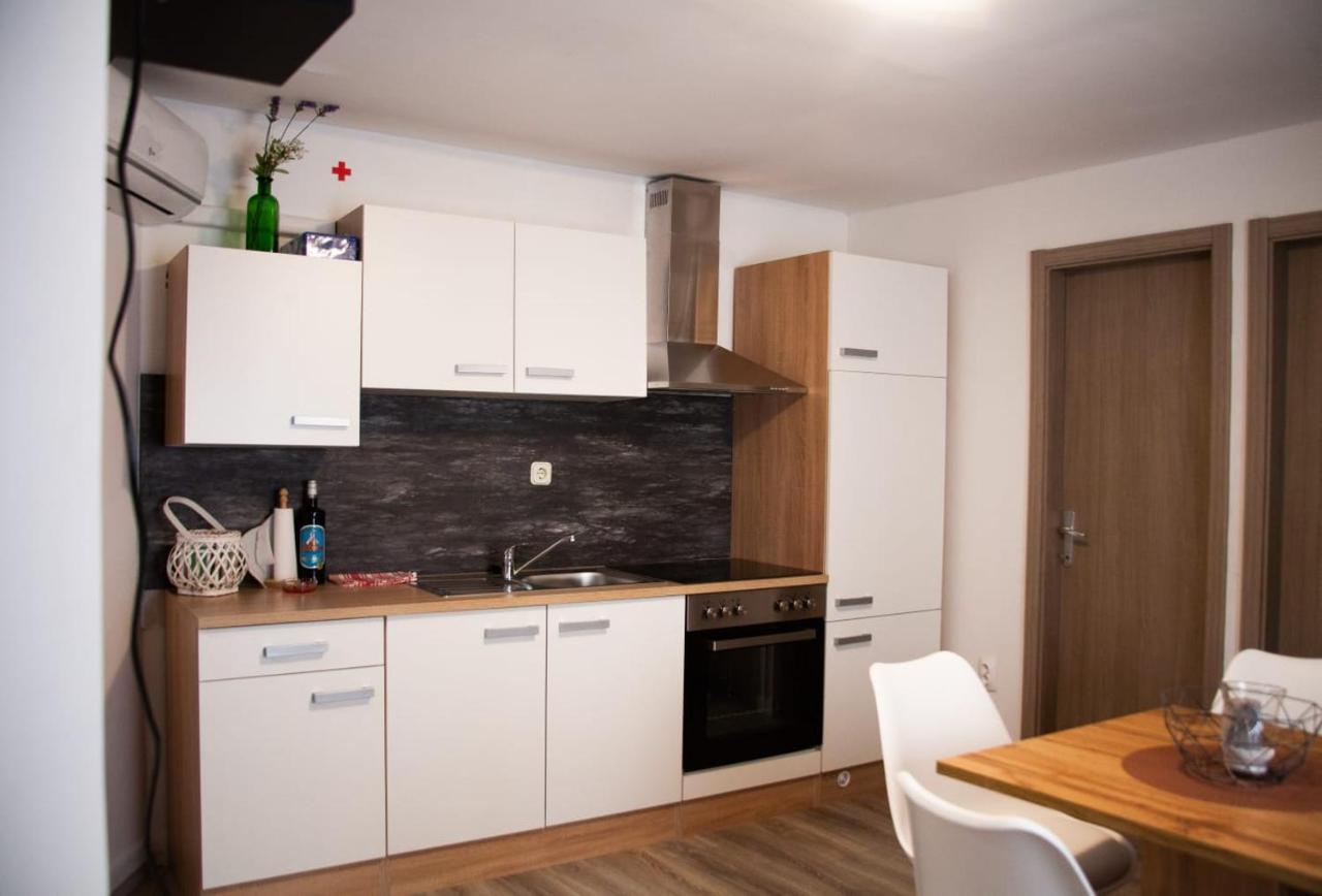 Appartement Amber In The Centar à Kaštela Extérieur photo